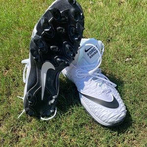 Force Savage football Cleats